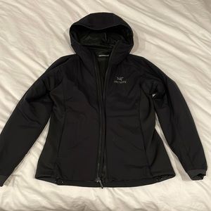 Arc’teryx Atom Lt -black